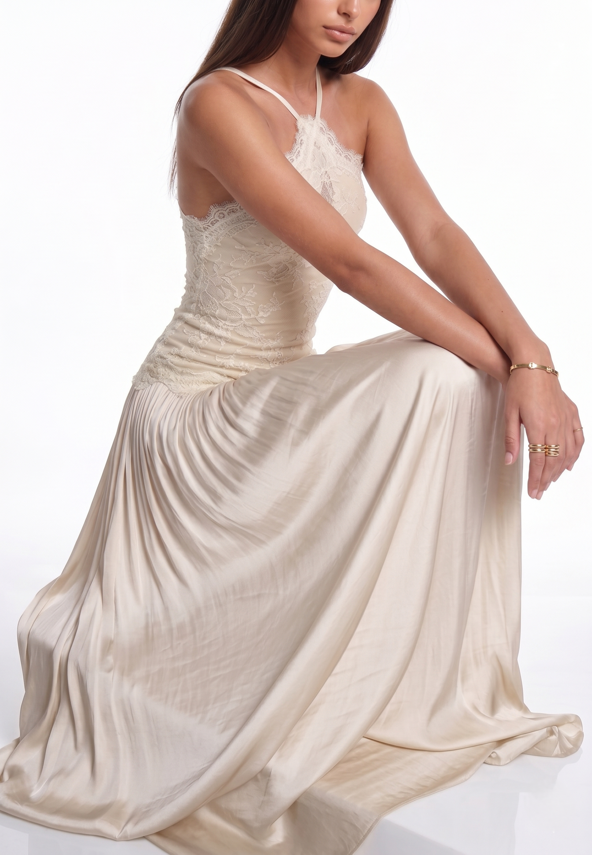 Volinola Lace Floral Ruch Maxi Dress