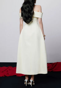 Avineo Off-Shoulder Deconstruct Maxi Dress