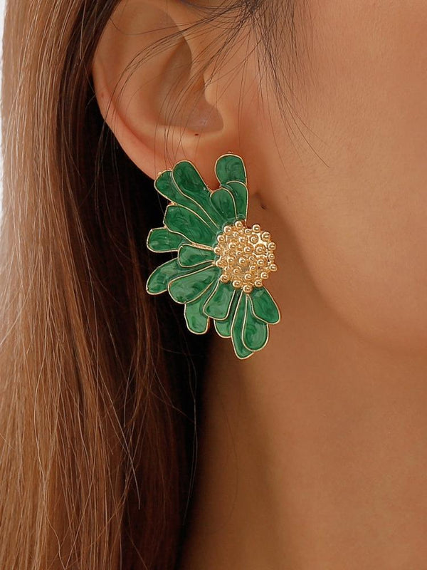 Kayle Demi-flower Earrings